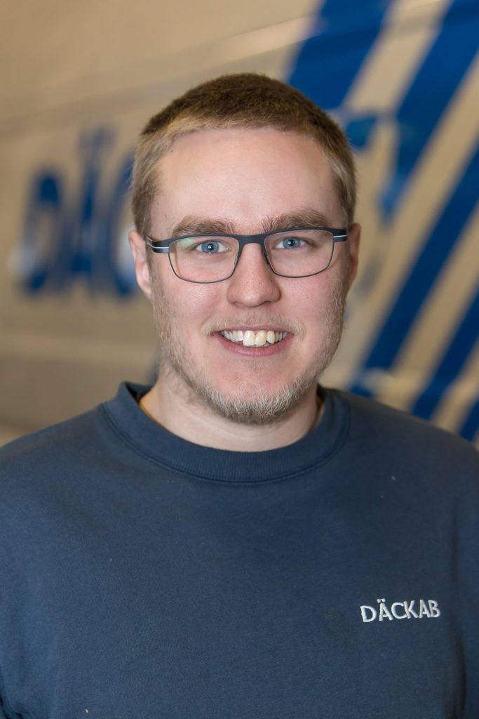Namn Efternamn Däckab Hudiksvall. Foto: Morgan Grip / Mediamakarna Grip